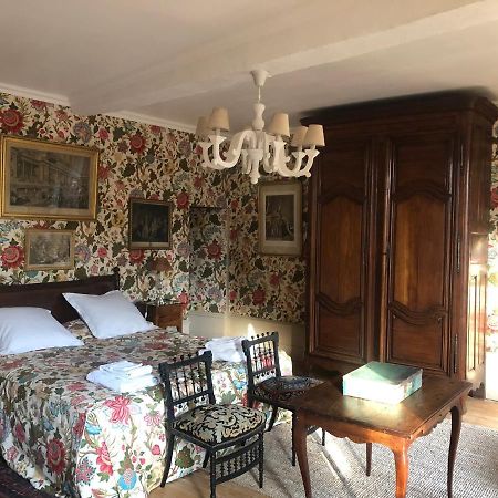 Chambres D'Hotes Le Clos De Bonneval Saint-Jean-de-Thouars Dış mekan fotoğraf