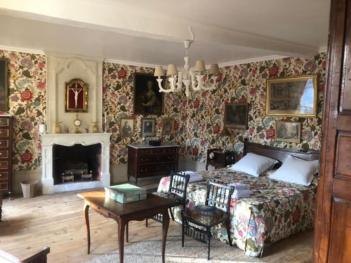 Chambres D'Hotes Le Clos De Bonneval Saint-Jean-de-Thouars Dış mekan fotoğraf